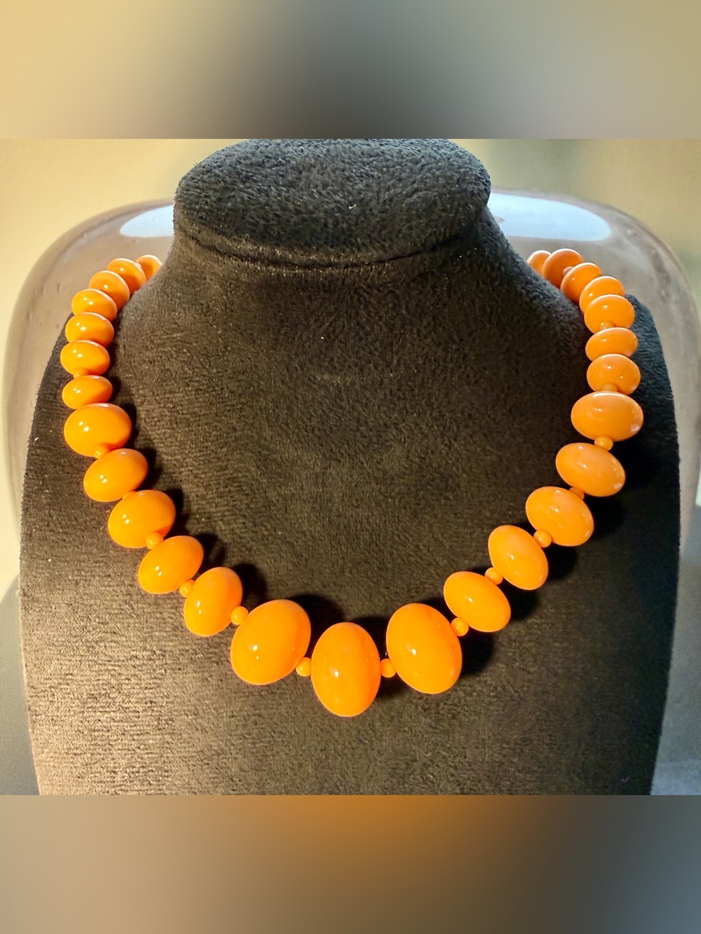 Vintage Art Deco Butterscotch Orange Graduated Bead Choker/Collar Necklace